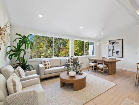 17285 Hillcrest Avenue Sonoma CA 95476