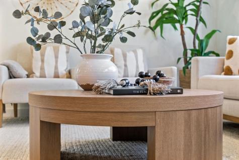 17285 Hillcrest Avenue Sonoma CA 95476