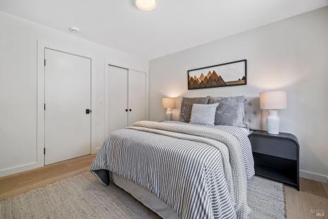 17285 Hillcrest Avenue Sonoma CA 95476