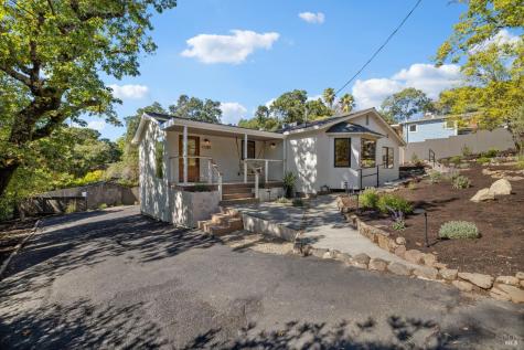 17285 Hillcrest Avenue Sonoma CA 95476