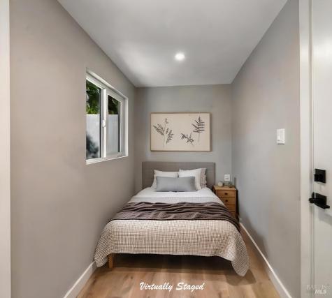 17285 Hillcrest Avenue Sonoma CA 95476