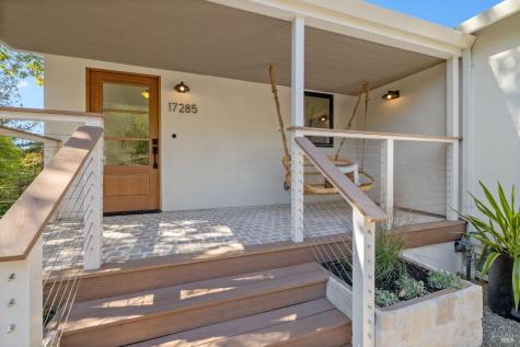 17285 Hillcrest Avenue Sonoma CA 95476