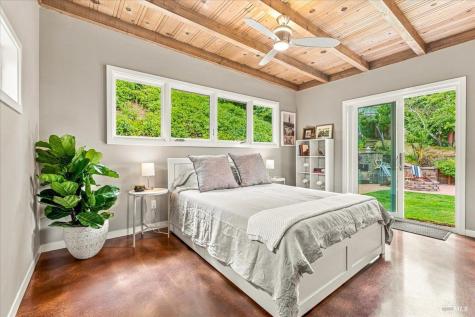 951 Meadowsweet Drive Corte Madera CA 94925