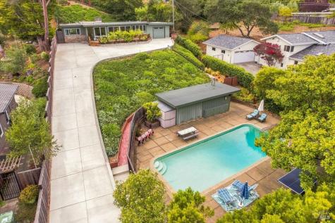 951 Meadowsweet Drive Corte Madera CA 94925
