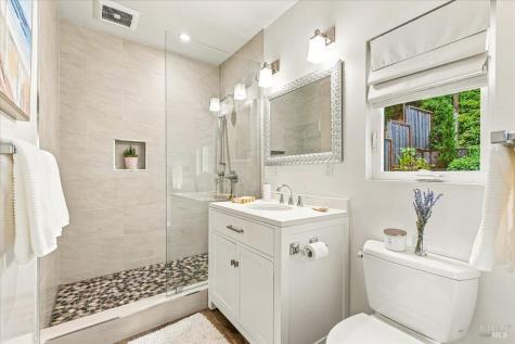 951 Meadowsweet Drive Corte Madera CA 94925