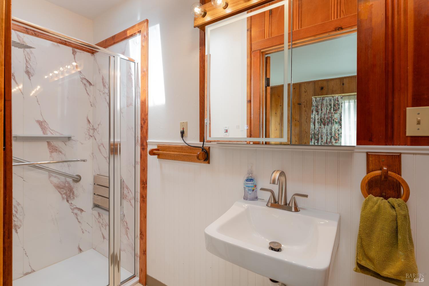 204 N Barnes Street Ukiah CA 95482