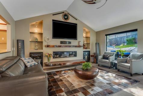 1515 San Ramon Way Santa Rosa CA 95409