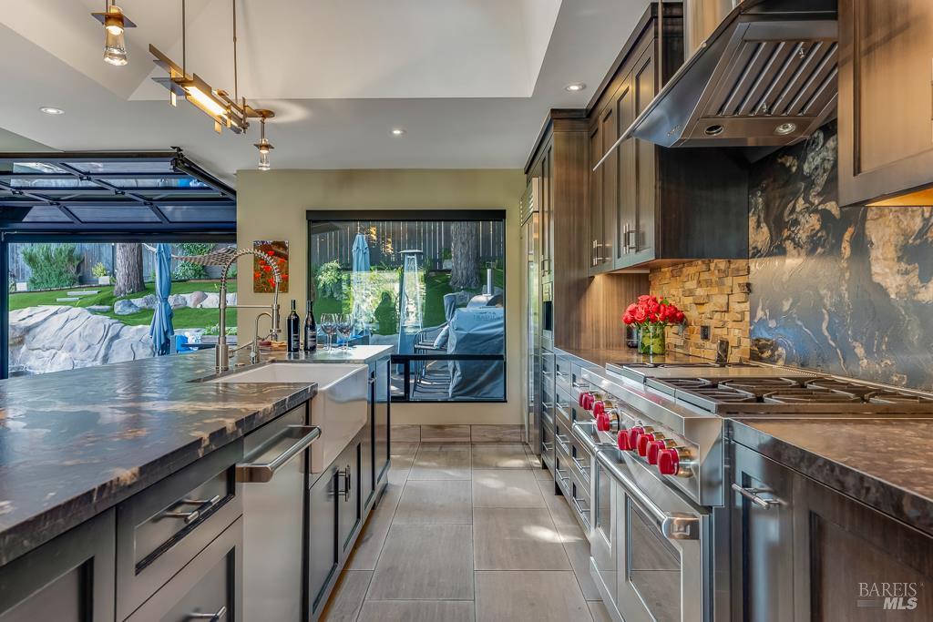1515 San Ramon Way Santa Rosa CA 95409