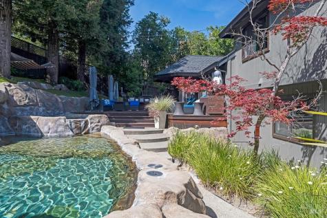 1515 San Ramon Way Santa Rosa CA 95409