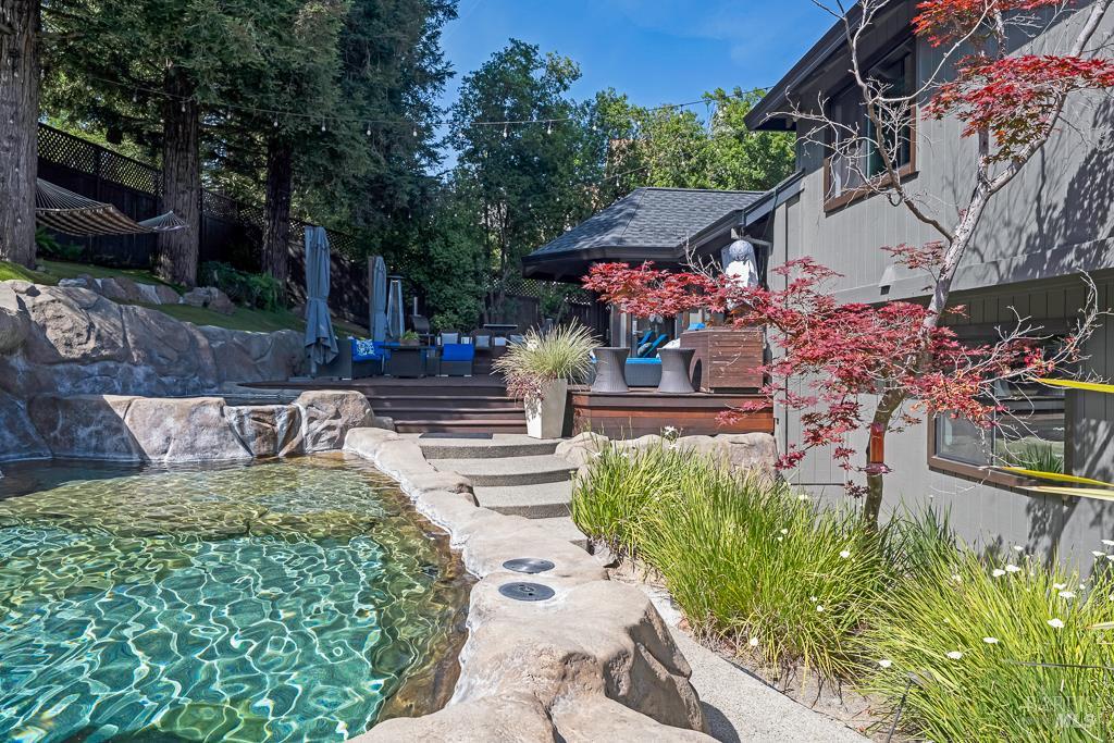 1515 San Ramon Way Santa Rosa CA 95409