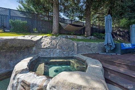 1515 San Ramon Way Santa Rosa CA 95409