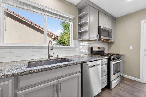 6390 San Simeon Drive Rohnert Park CA 94928