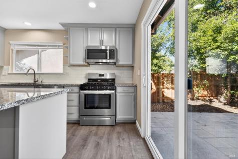 6390 San Simeon Drive Rohnert Park CA 94928