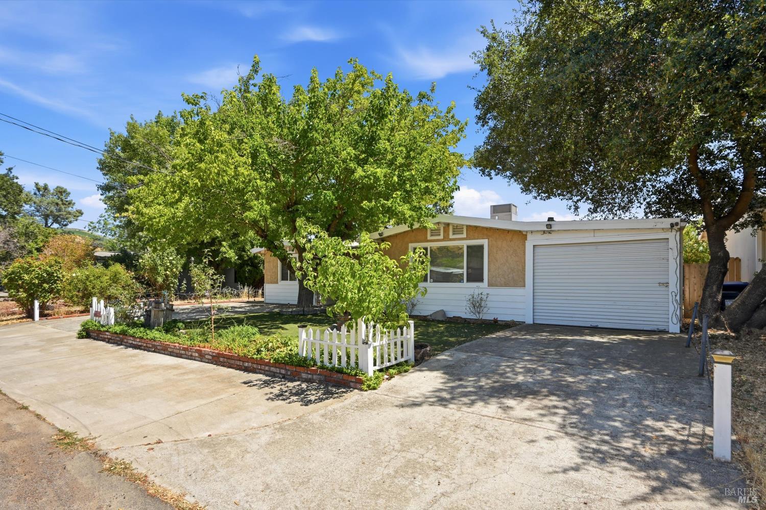 12753 Shoreview Drive Clearlake Oaks CA 95423