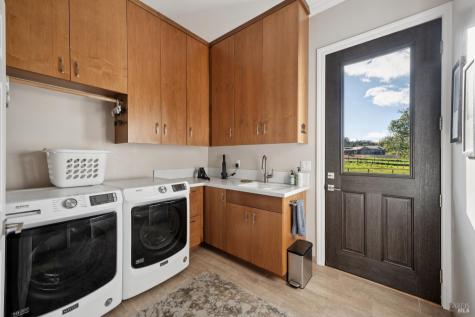 1840-1850 Riebli Road Santa Rosa CA 95404