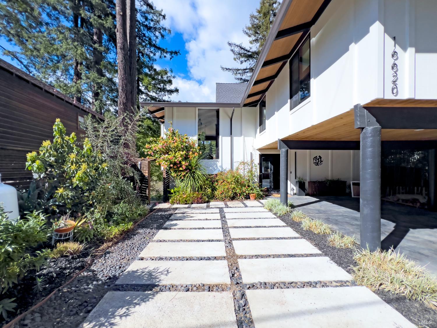 16620 Guernewood Road Guerneville CA 95446