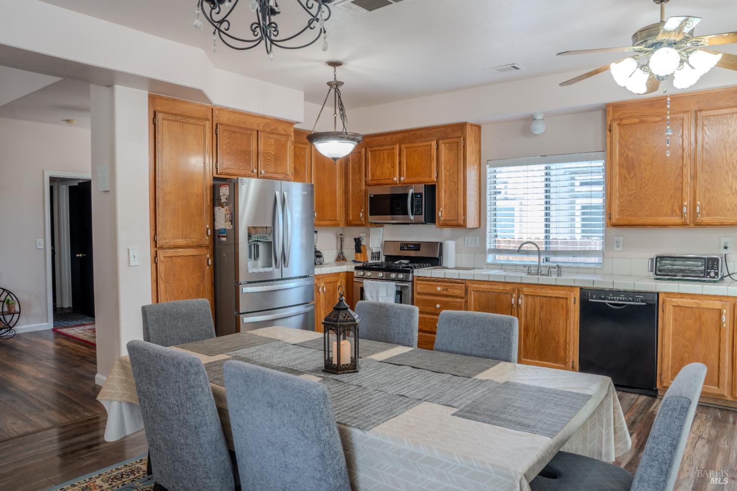 348 Samantha Place Vacaville CA 95687