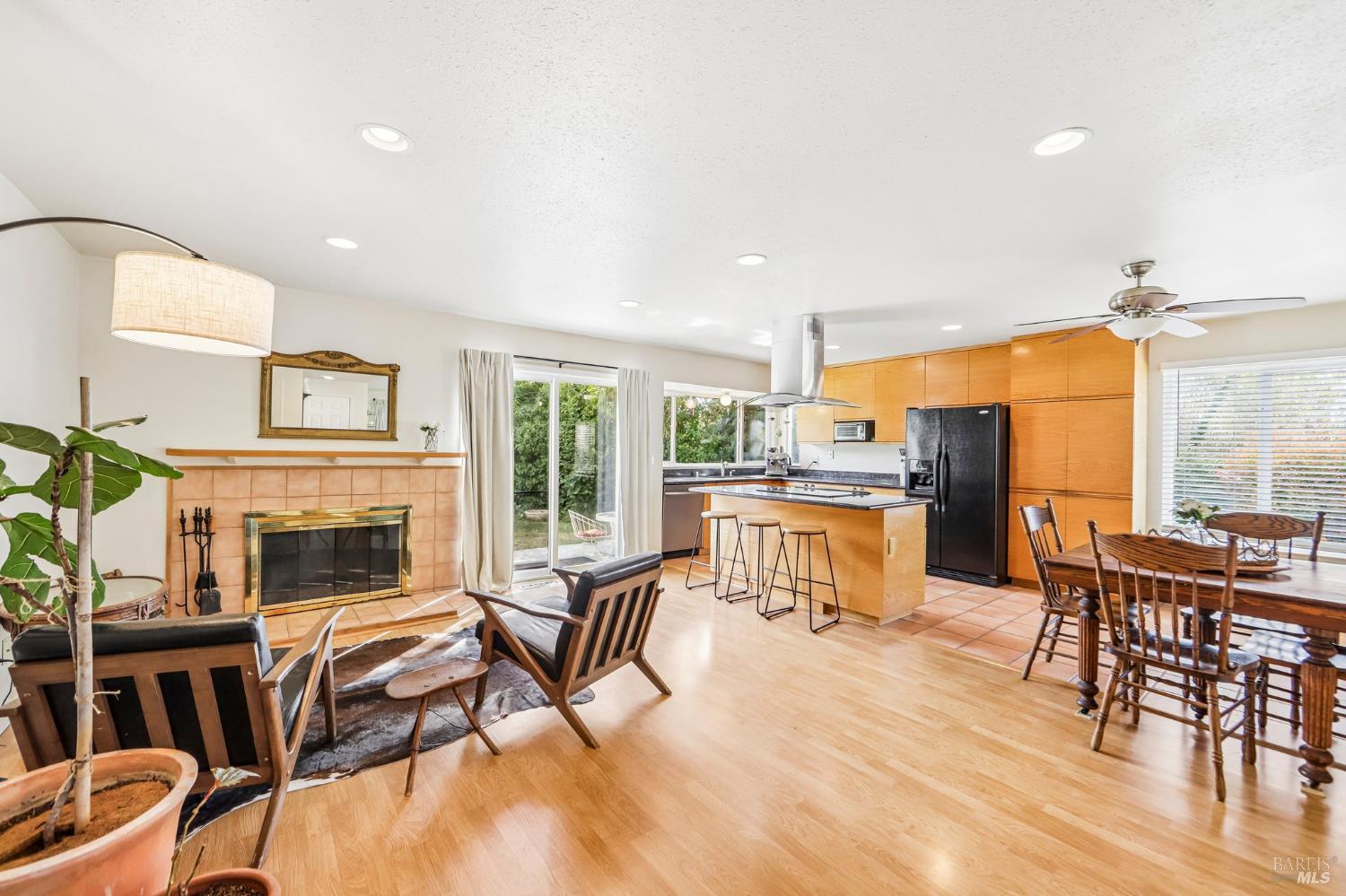4416 Hamlet Court Rohnert Park CA 94928