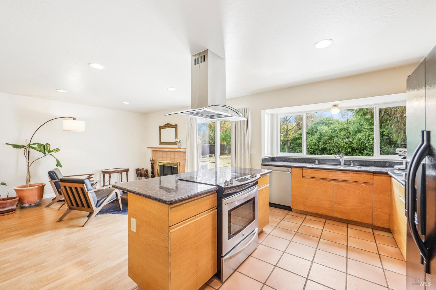 4416 Hamlet Court Rohnert Park CA 94928