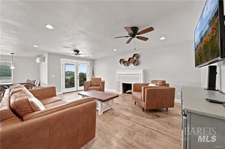9175 Glenhaven Drive Glenhaven CA 95443