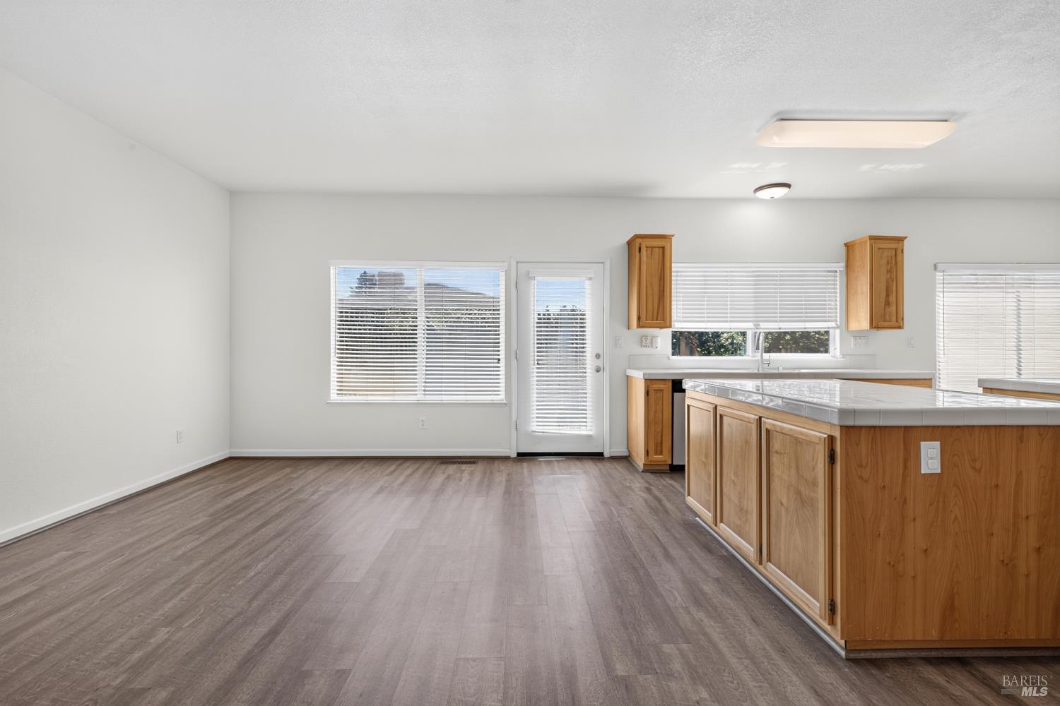 329 Hansbery Way Santa Rosa CA 95409