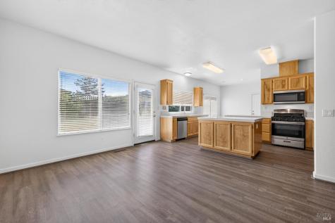 329 Hansbery Way Santa Rosa CA 95409
