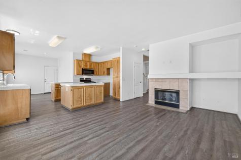 329 Hansbery Way Santa Rosa CA 95409