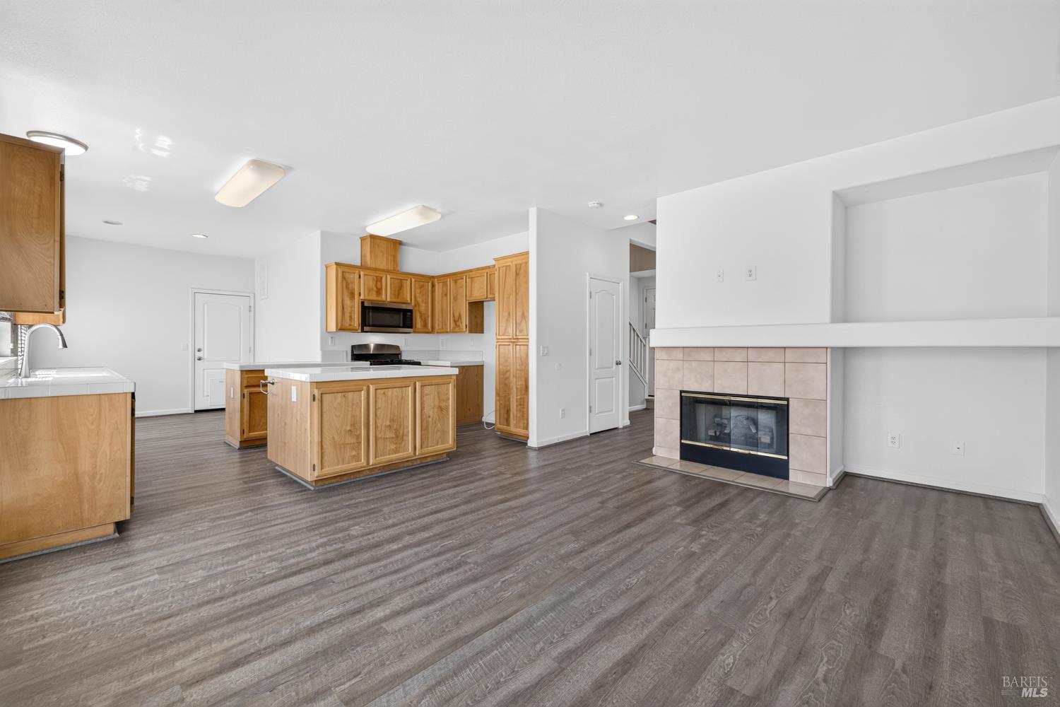 329 Hansbery Way Santa Rosa CA 95409