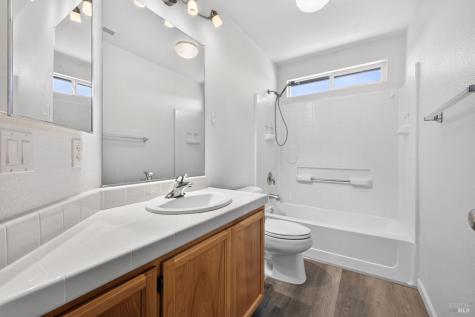 329 Hansbery Way Santa Rosa CA 95409