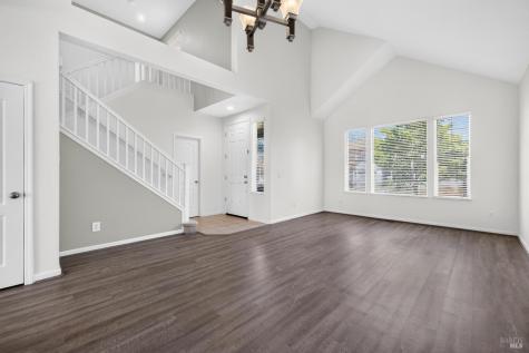 329 Hansbery Way Santa Rosa CA 95409