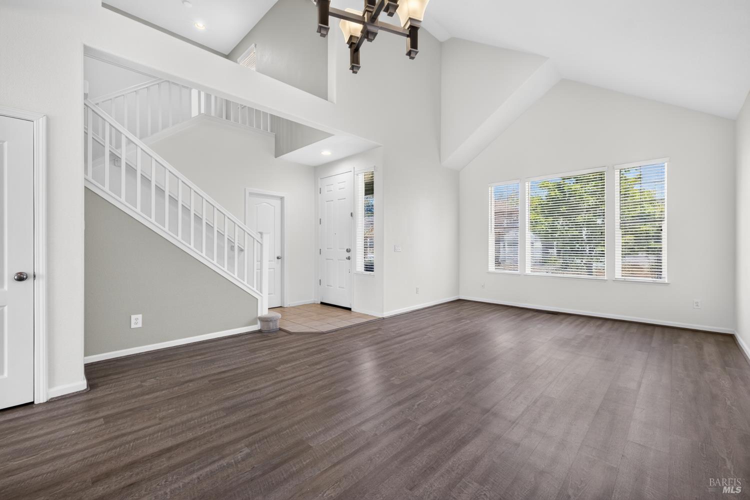 329 Hansbery Way Santa Rosa CA 95409