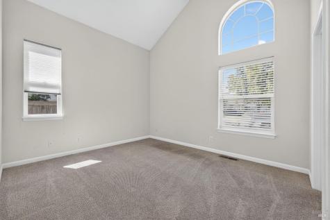 2038 Red Oak Circle Santa Rosa CA 95403