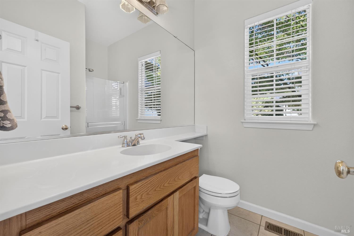 2038 Red Oak Circle Santa Rosa CA 95403