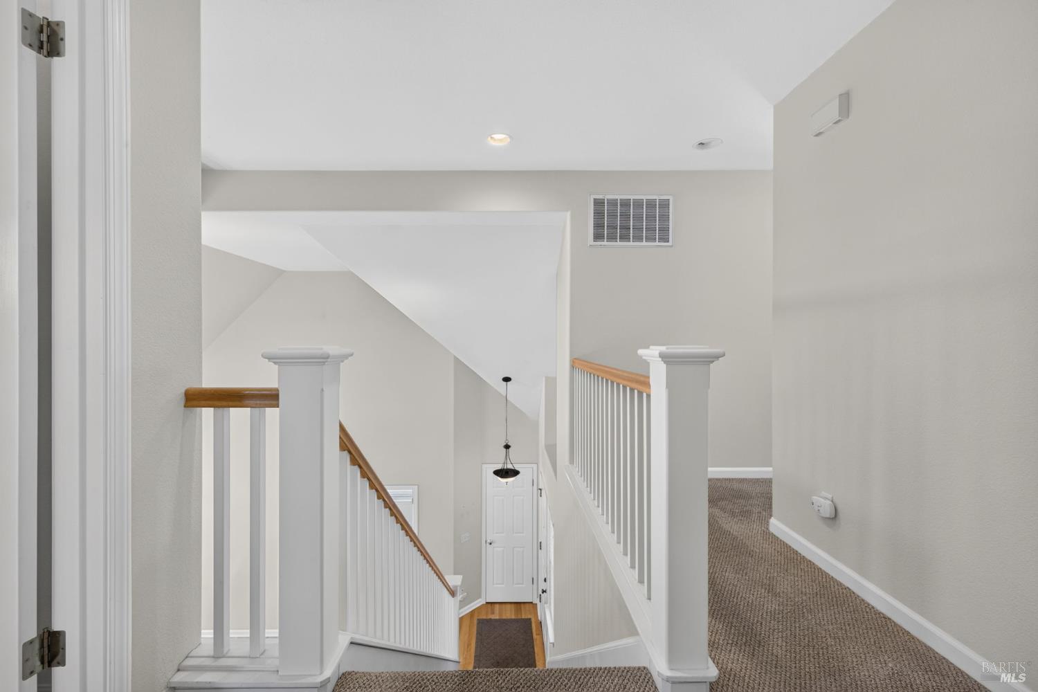 2038 Red Oak Circle Santa Rosa CA 95403