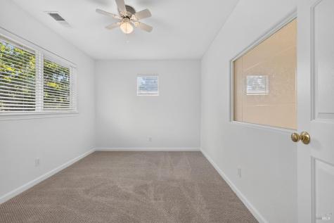 2038 Red Oak Circle Santa Rosa CA 95403