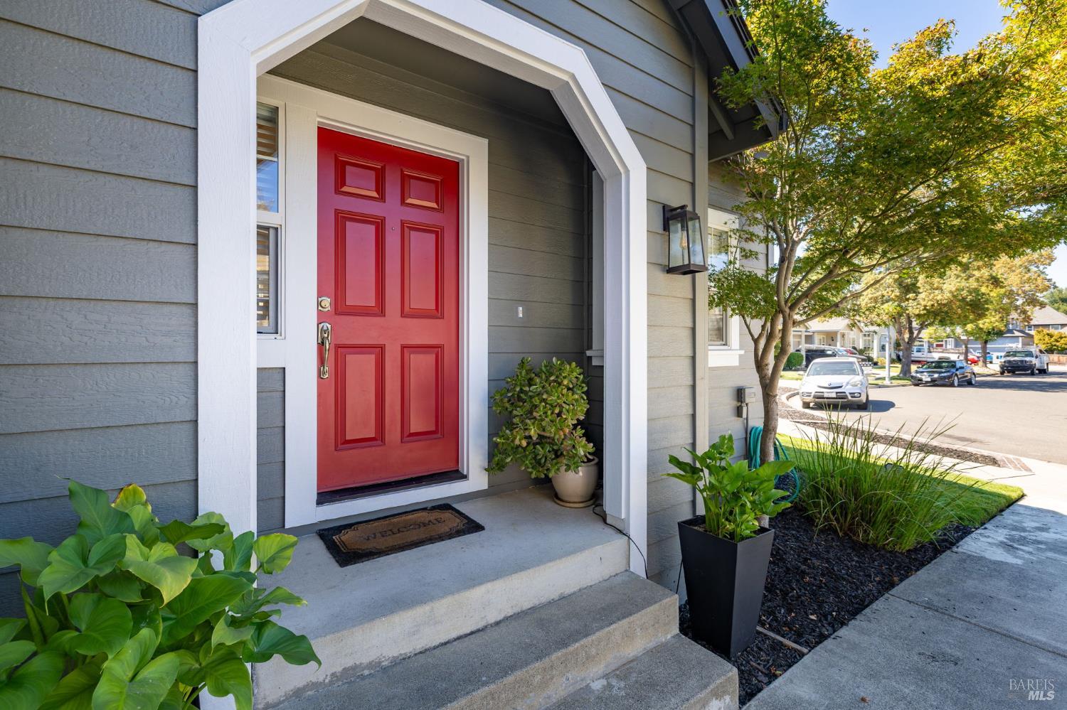 2038 Red Oak Circle Santa Rosa CA 95403