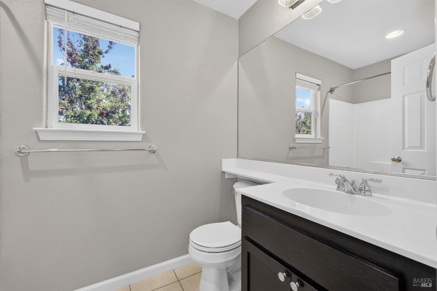 2038 Red Oak Circle Santa Rosa CA 95403