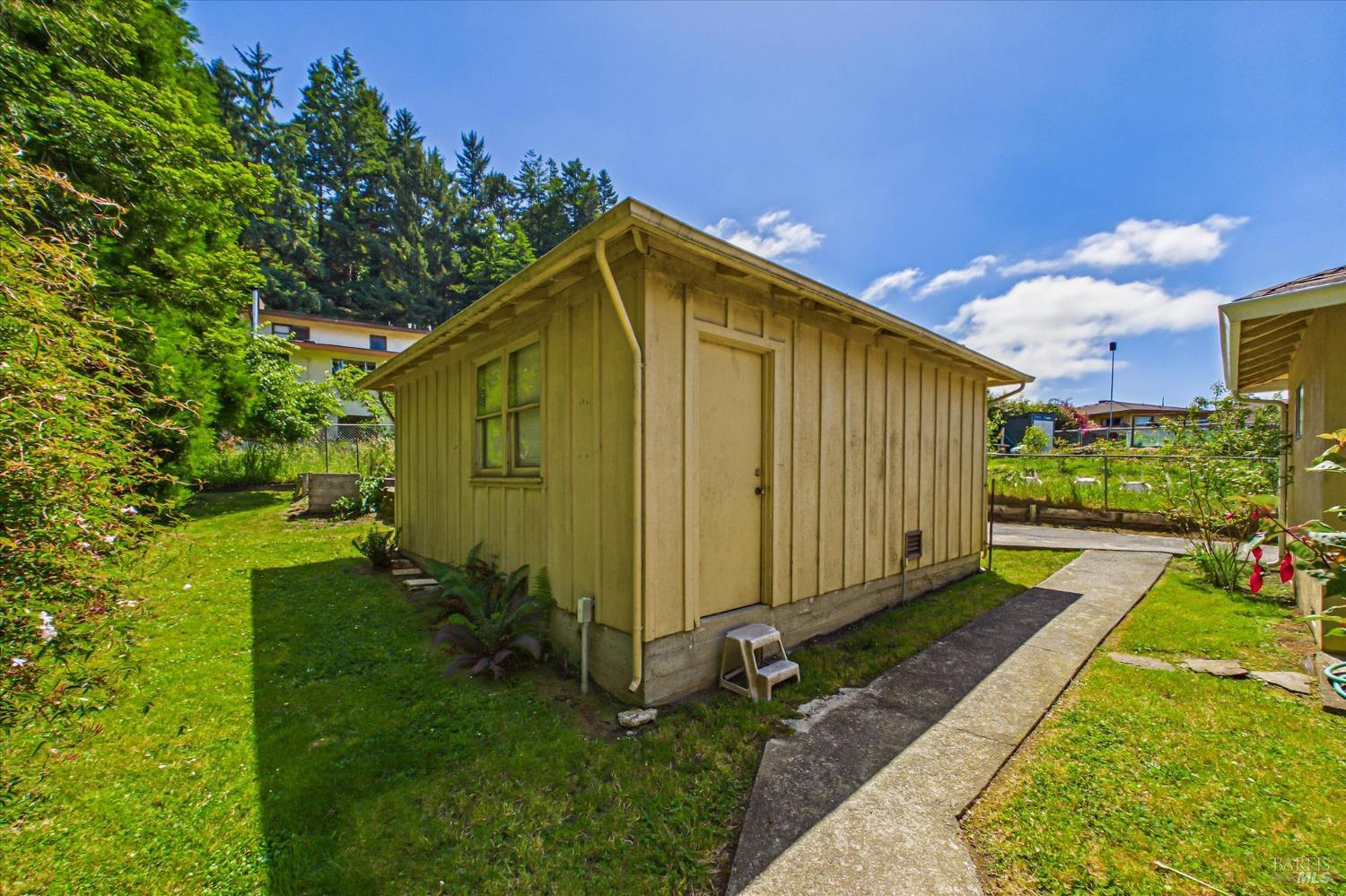 1754 Virginia Way Arcata CA 95521