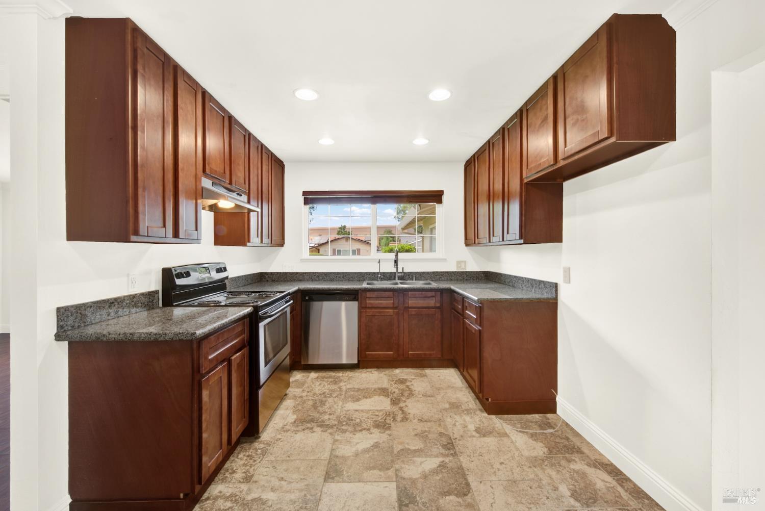 275 Bowline Drive Vacaville CA 95687