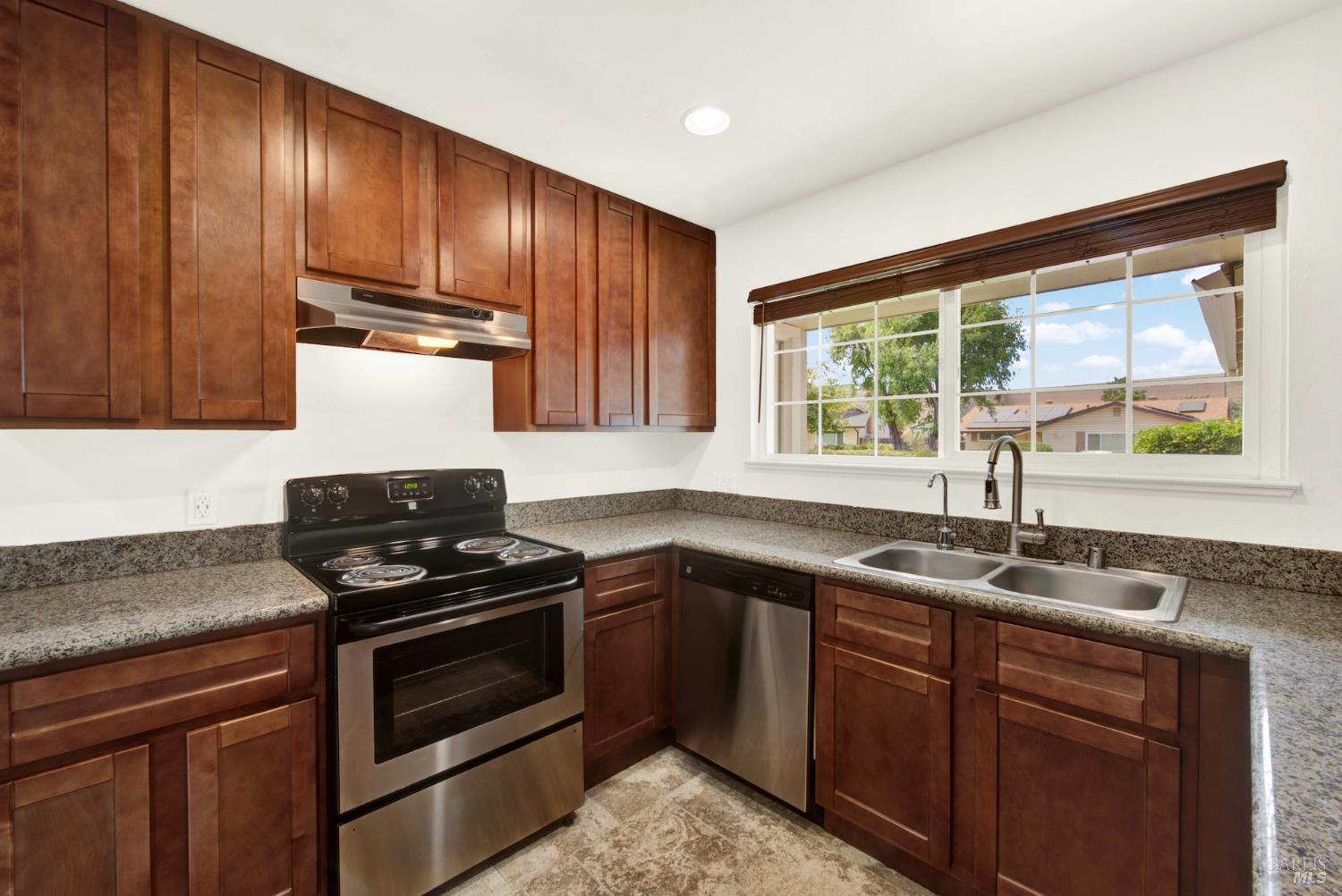 275 Bowline Drive Vacaville CA 95687