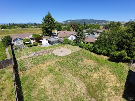 148 Millbrae Avenue Santa Rosa CA 95407