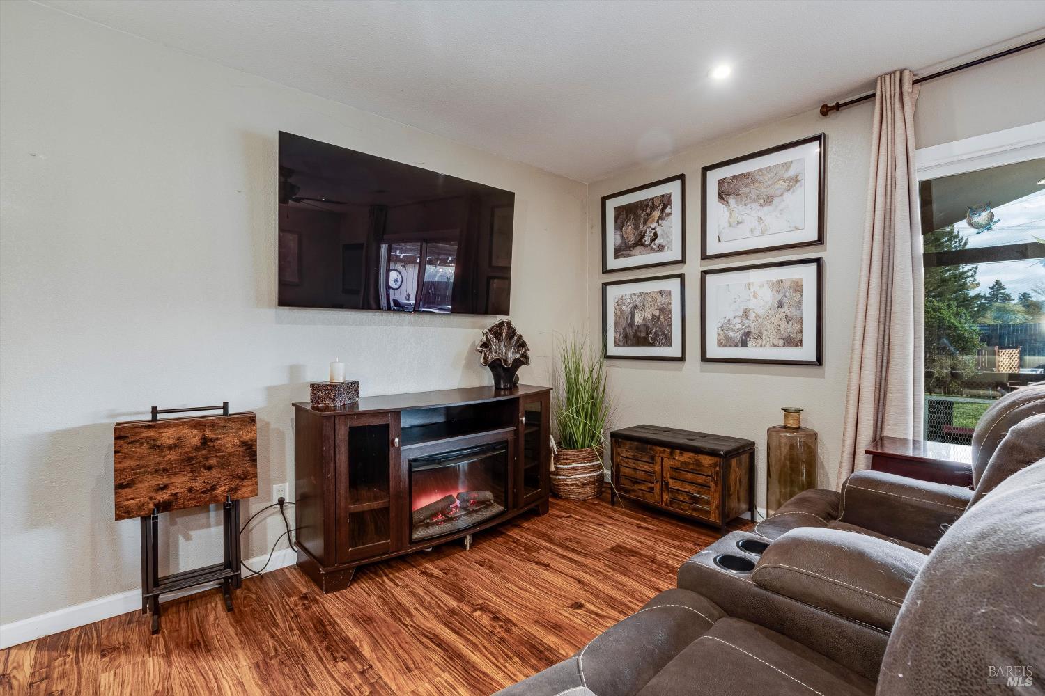 353 Patrick Lane Windsor CA 95492