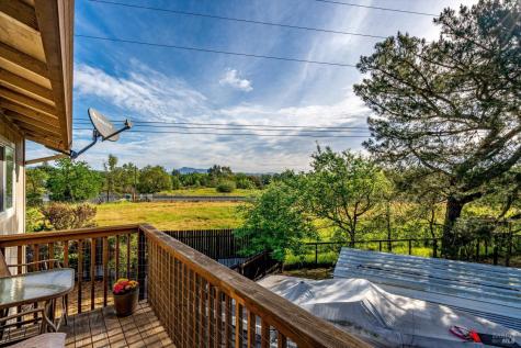 353 Patrick Lane Windsor CA 95492