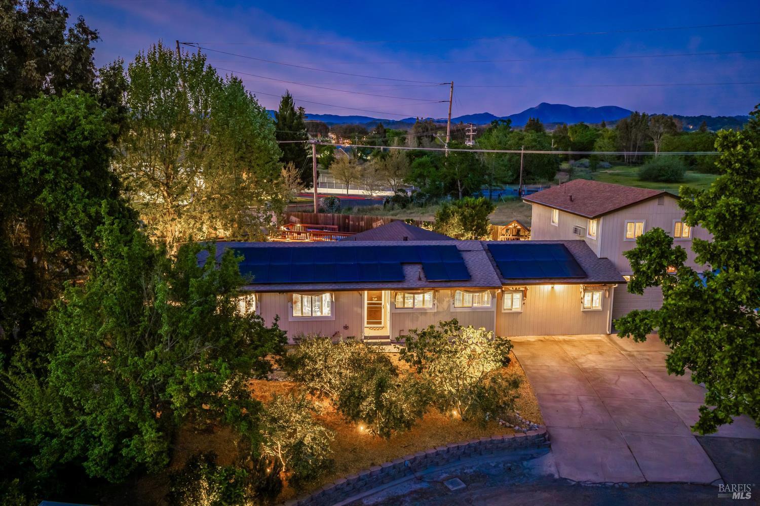 353 Patrick Lane Windsor CA 95492