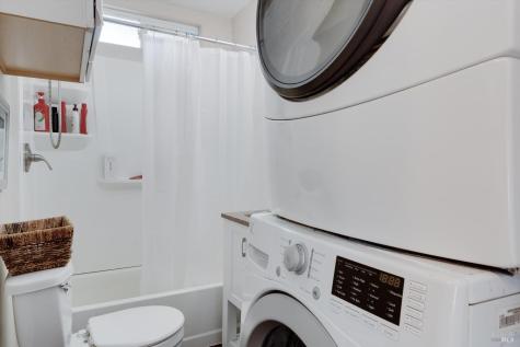 353 Patrick Lane Windsor CA 95492