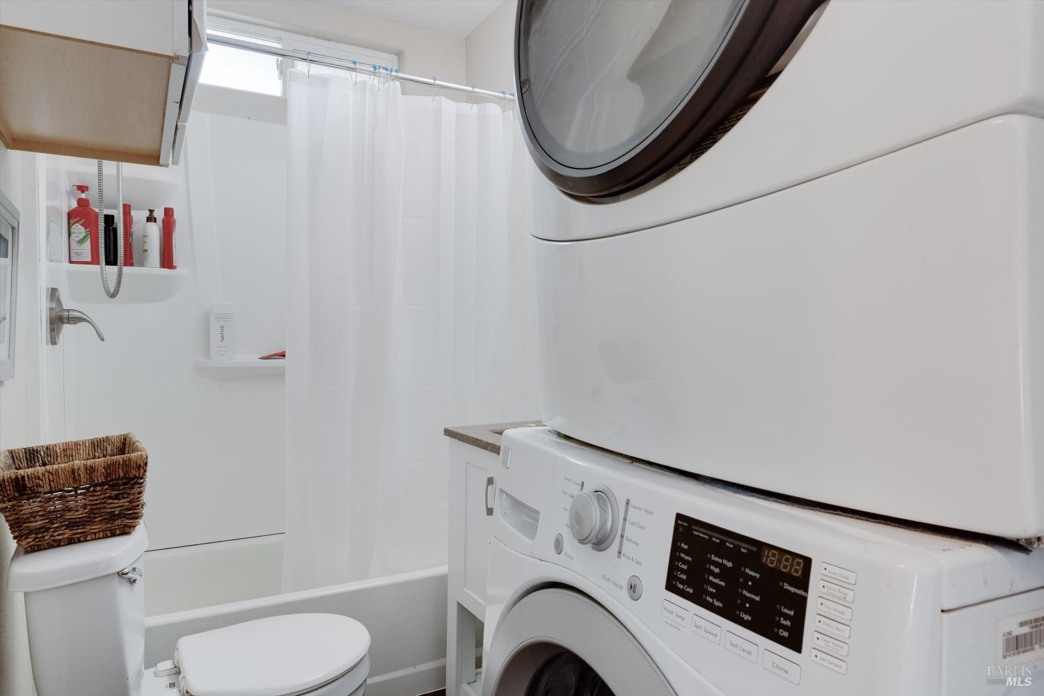 353 Patrick Lane Windsor CA 95492