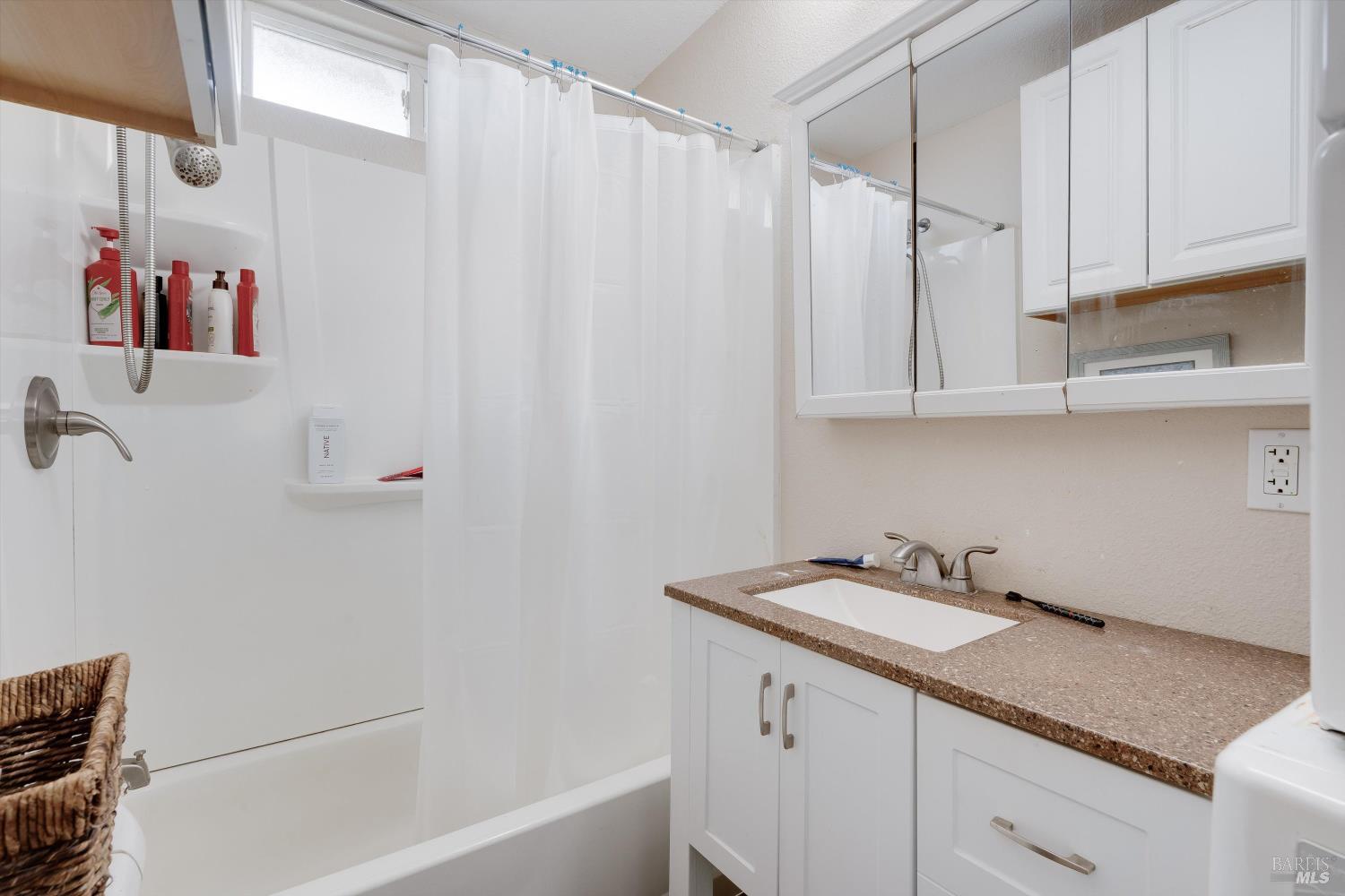353 Patrick Lane Windsor CA 95492