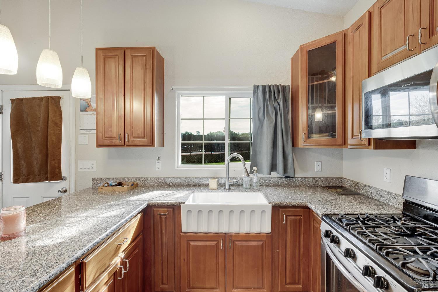 353 Patrick Lane Windsor CA 95492