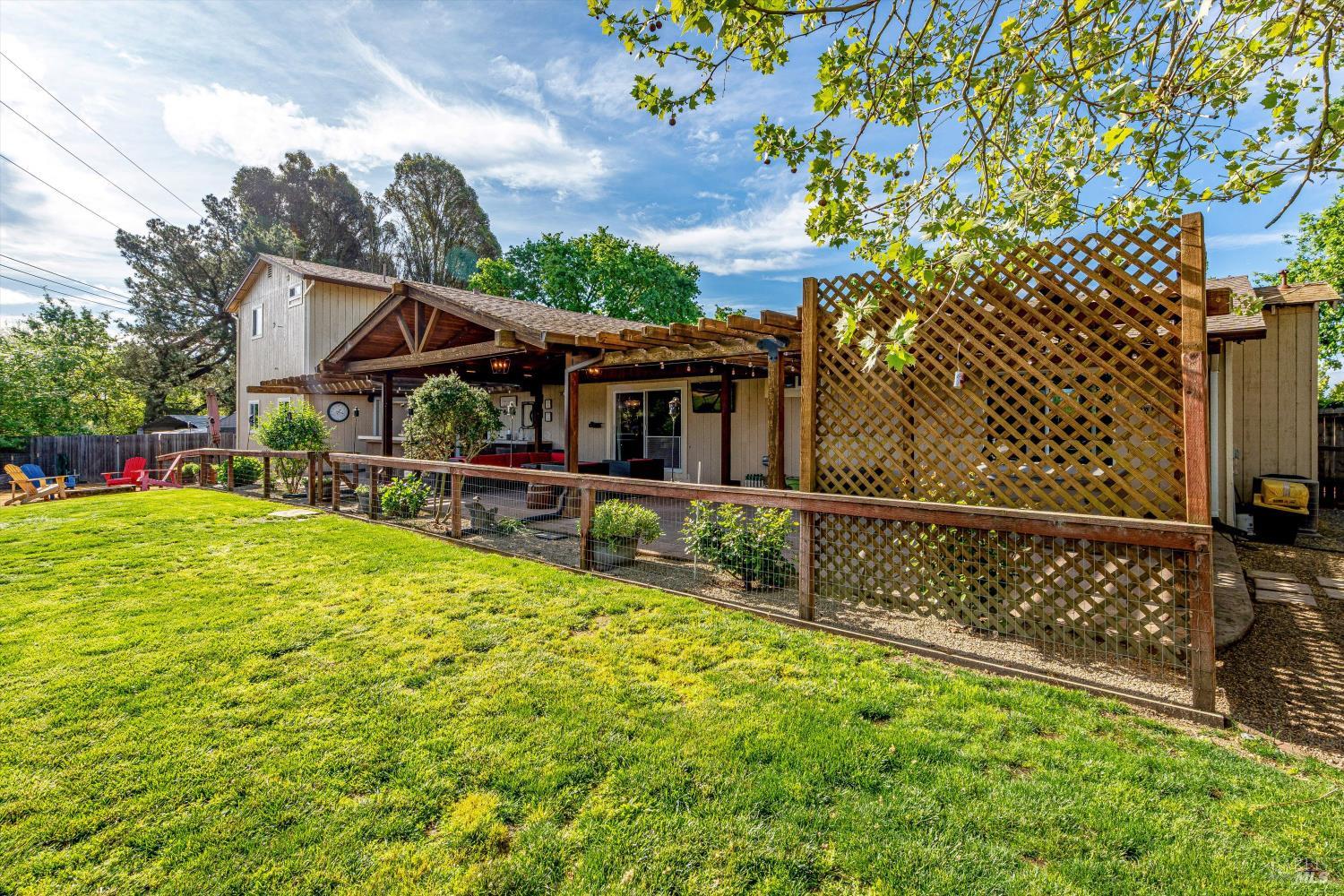 353 Patrick Lane Windsor CA 95492
