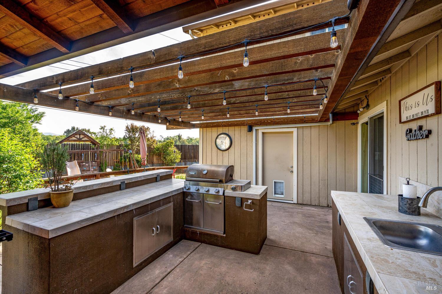 353 Patrick Lane Windsor CA 95492